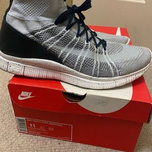Nike free mercurial platinum/obsidian size 11 worn